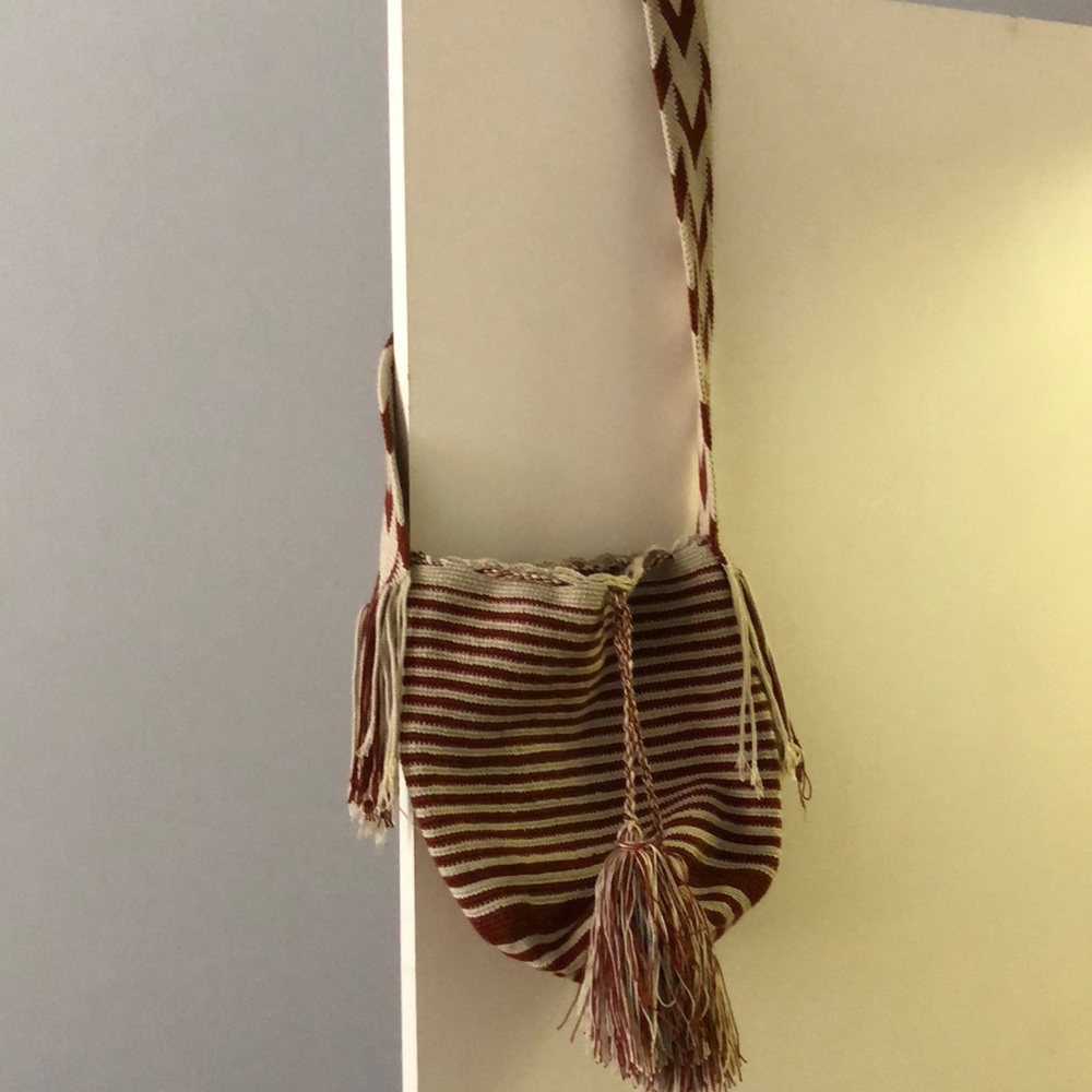 Hand bag